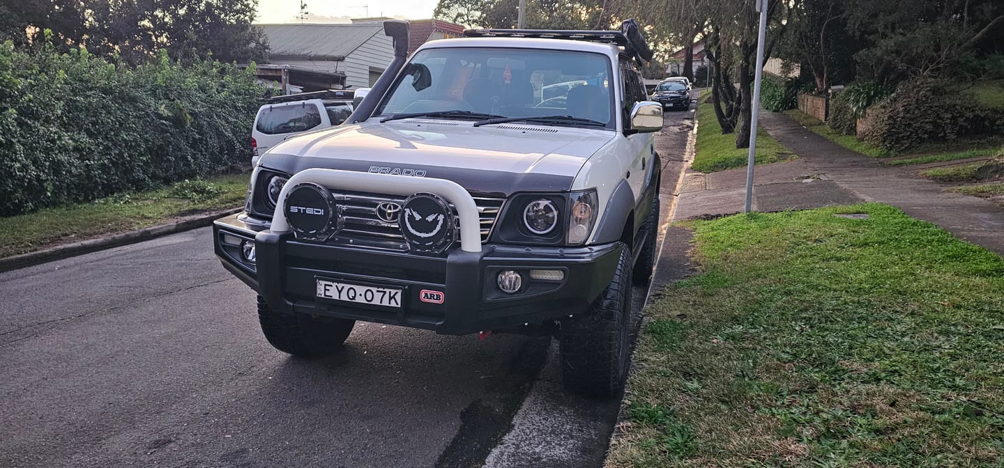 Customer photo review of 7" 'Halo' LED Colour Chasing Headlights