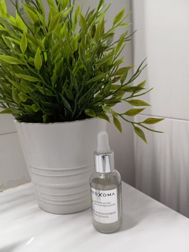 Customer photo review of Sérum de Exosomas Ultra Rejuvenecedor con Bioexosomas de Bakuchiol