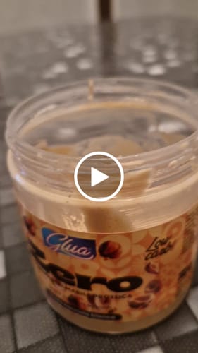 Customer video review of Crema proteica gusto nocciola bianca