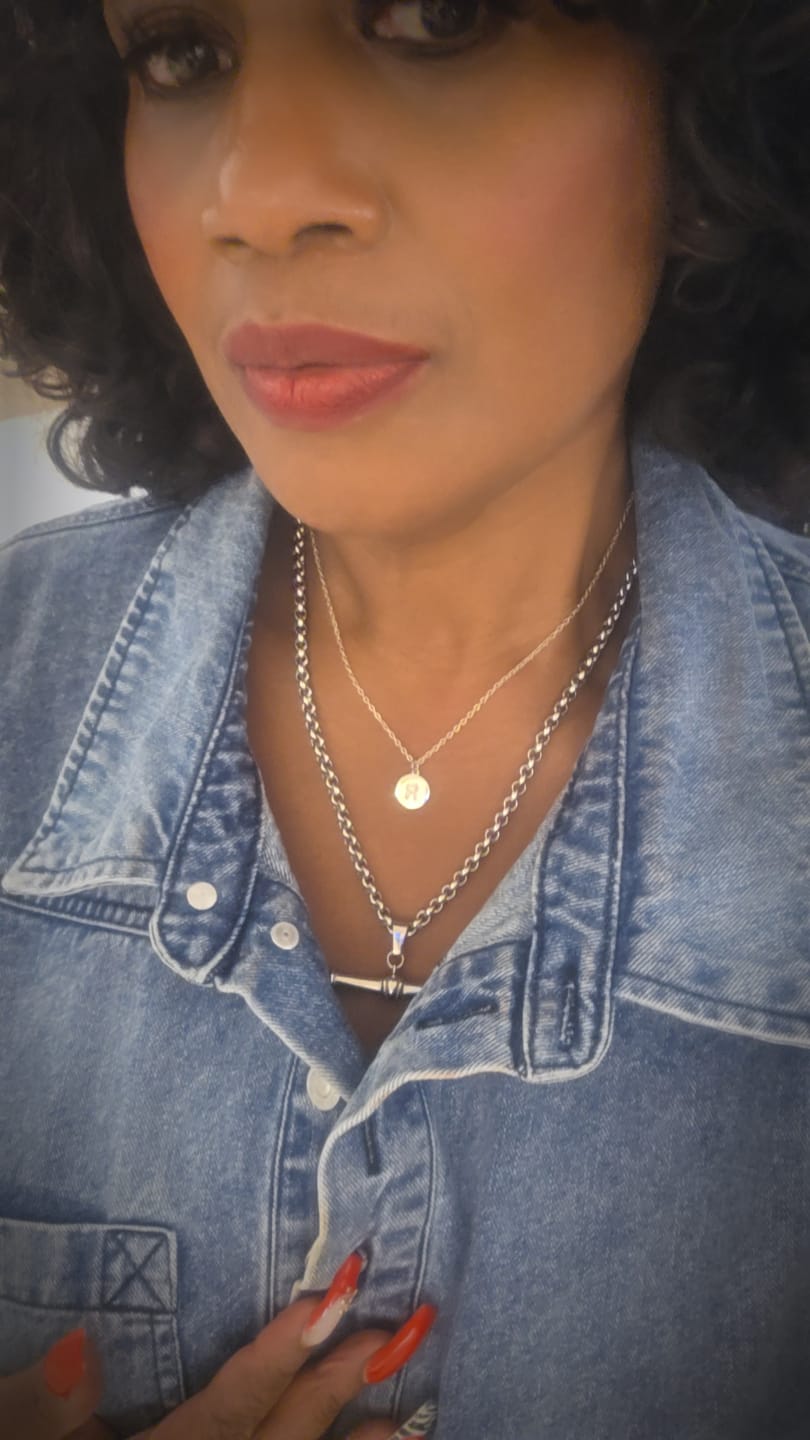 Customer photo review of XL T-Bar Necklace silver