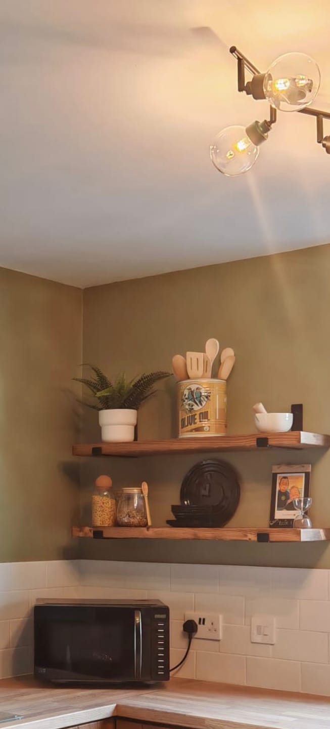 Customer photo review of Set of 2 | Rustic Wooden Wall Shelves with Industrial Style Bracket | 22.5cm depth