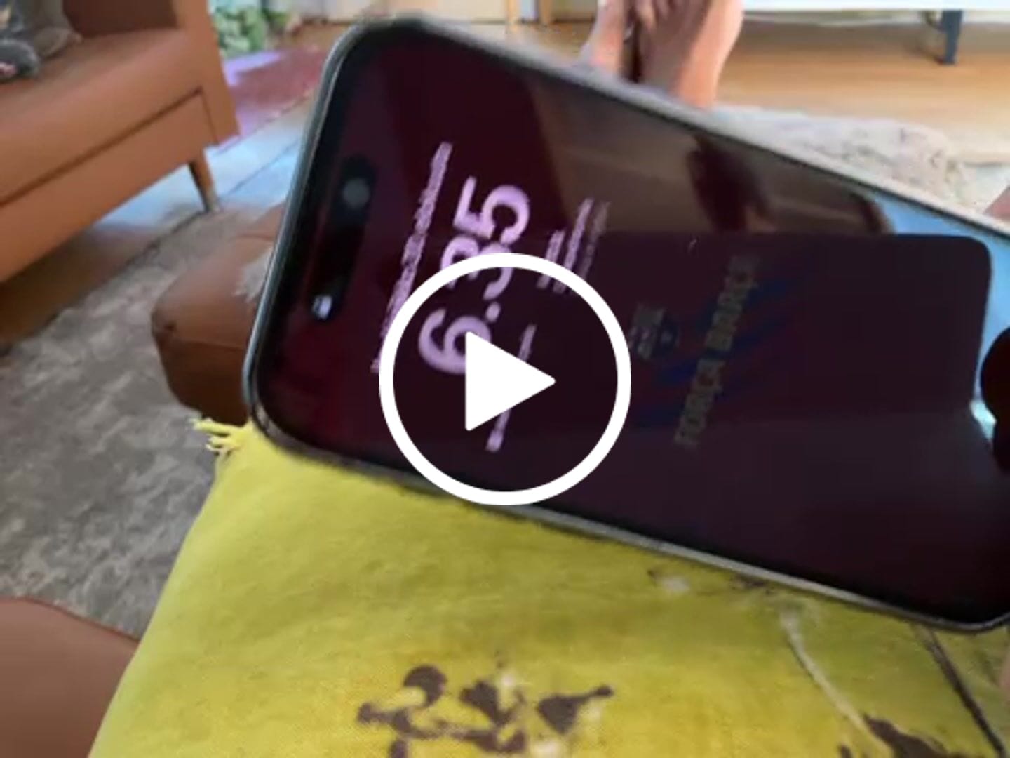 Customer video review of Apple iPhone Riite Panssarilasi - Asennuskehikolla, Privacy