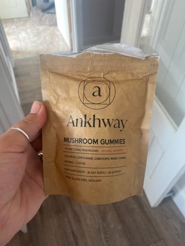 Customer photo review of Mushroom Gummies