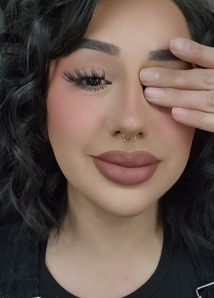 Customer photo review of Velvet Wing
