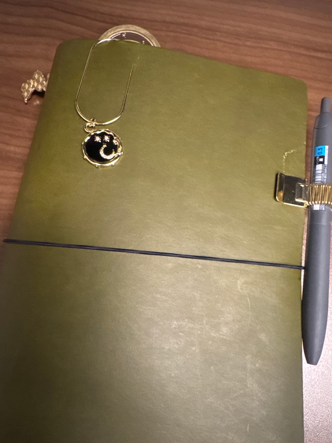 Customer photo review of Moon And Stars Charm (Black) – Follow Your Dreams