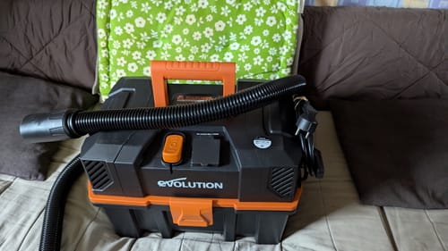 Customer photo review of Aspirateur 15L Evolution R15VAC pour déchets secs et humides