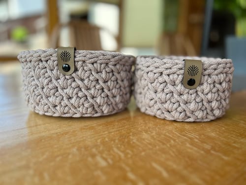 Customer photo review of Personalisierte Labels mit Chicago Screws - Kunstleder-Label mit Schrauben