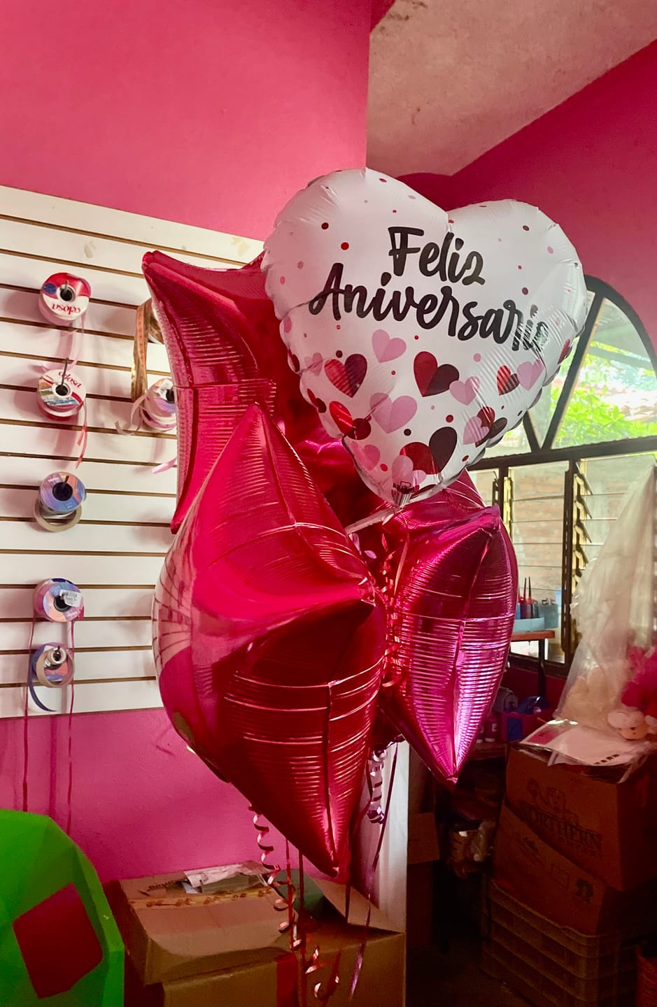 Customer photo review of GLOBO METÁLICO ESTRELLA 22" SOLIDO BUGAMBILIA
