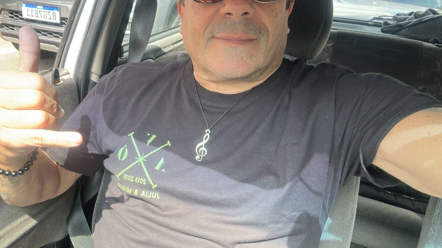 Customer photo review of Camiseta Personalizada FAMÍLIA MINIMALISTA (PAI, AVÔ, MÃE, TIO) - Algodão 100%