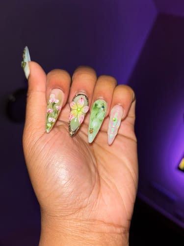 Customer photo review of Elyora