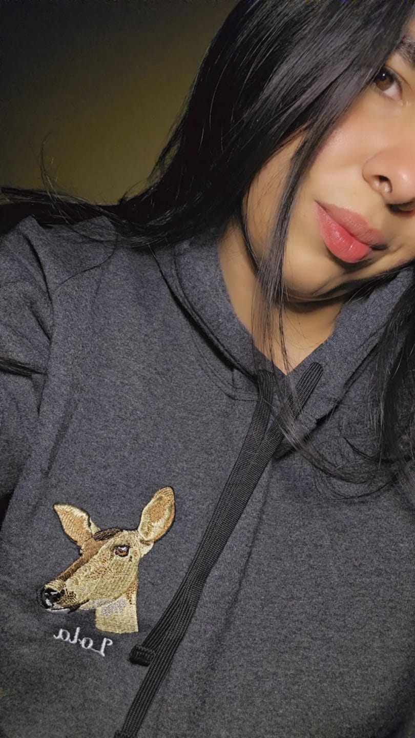Customer photo review of 🐾 Bordado hiper-realista 🧵