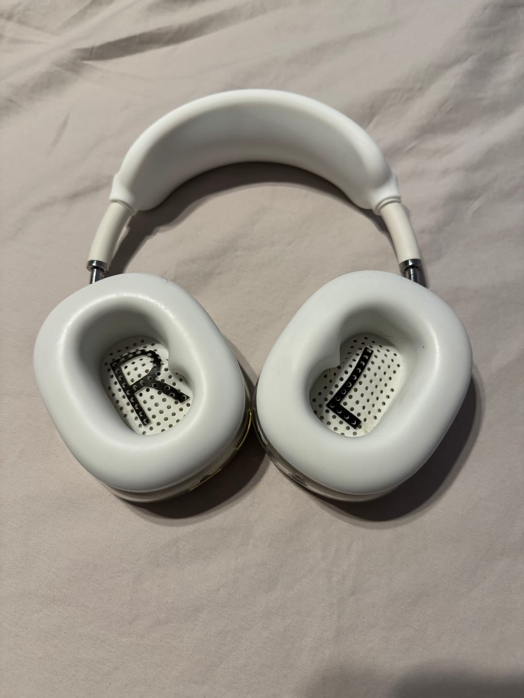 Customer photo review of Apple Airpods Max Earpad Sweat Covers - WC SweatZ Max