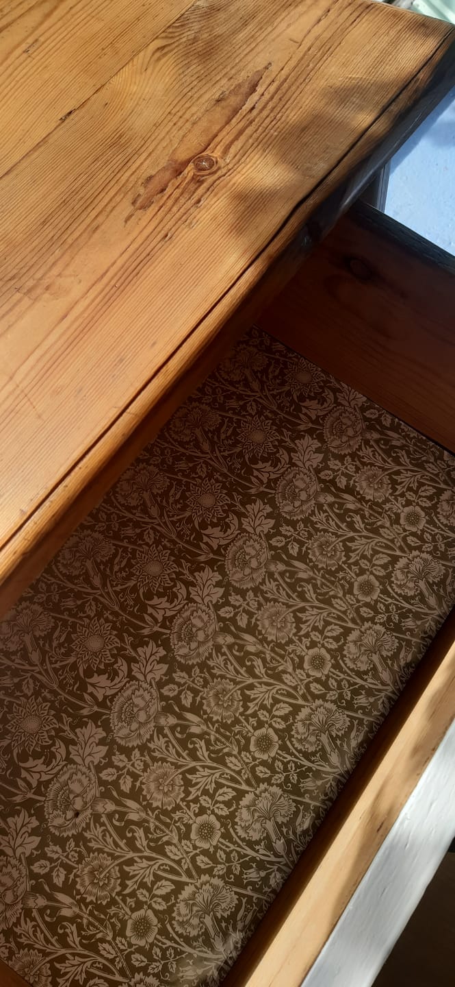 Customer photo review of SAGE GREEN William Morris Wipe Clean & Unscented Drawer Liners