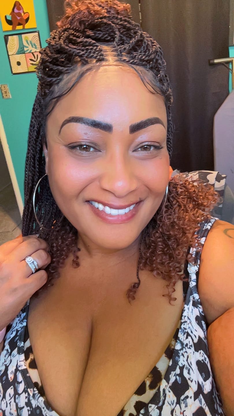 Customer photo review of Tina - Senegalese Mini Twist Braided Wig 14" Full Hand-tied Swiss HD Lace With Curly Ends - Human Baby Hair