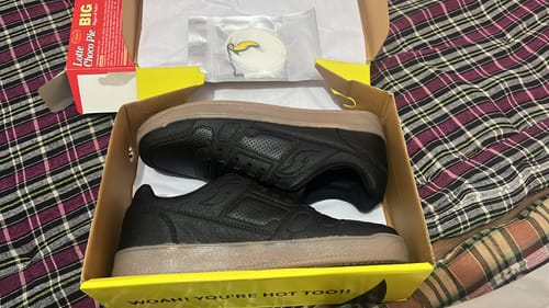 Customer photo review of ASTRID Rock Black