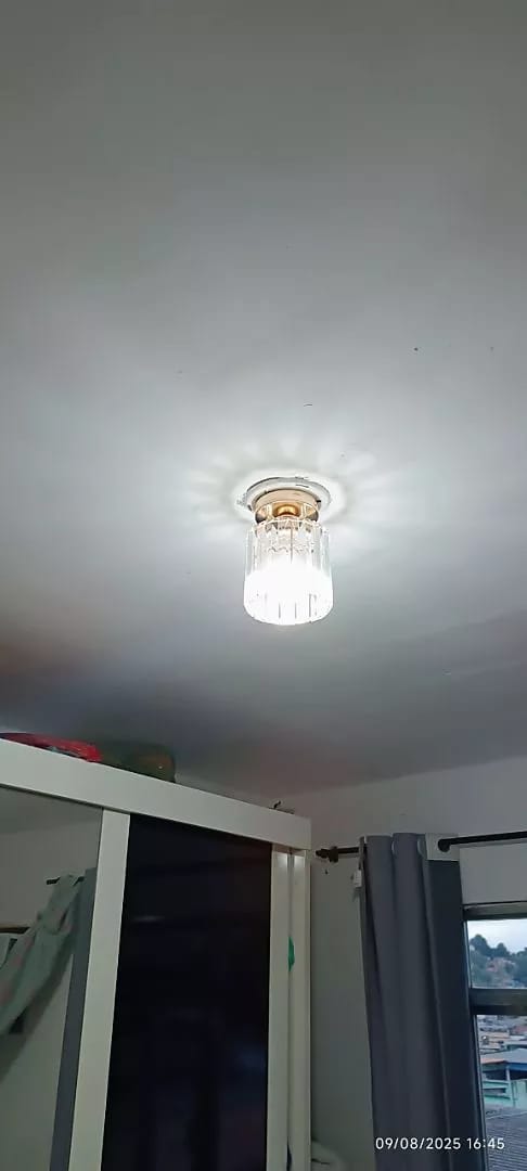 Customer photo review of Luminária de Teto Sofisticada Cúpula de Vidro Bivolt