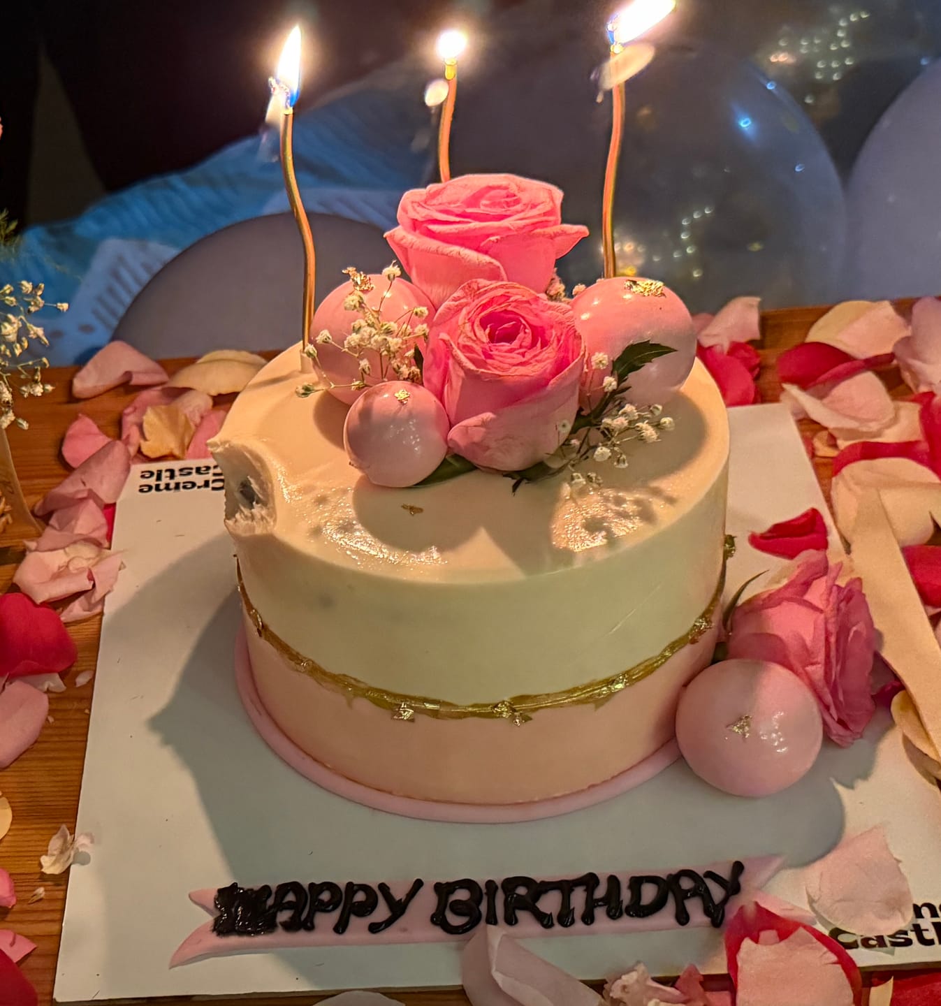 Customer photo review of Pretty Rosy Cake