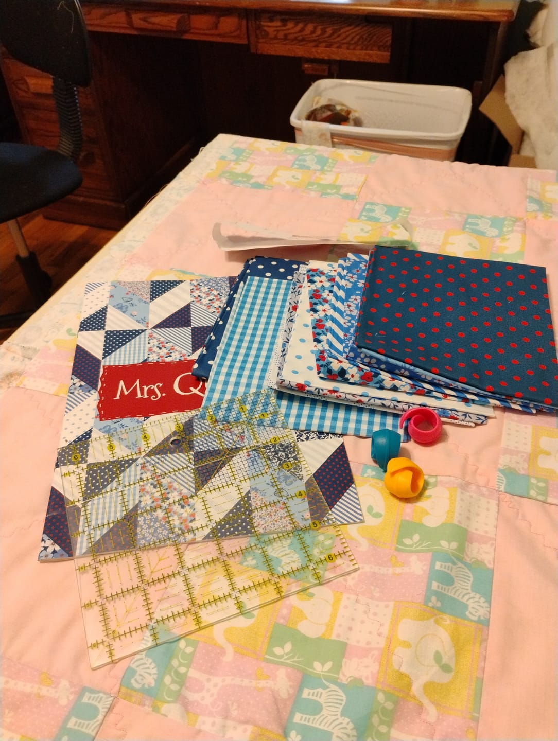 Customer photo review of Sweet Pink Cherry Bliss - Fat Quarter Bundle