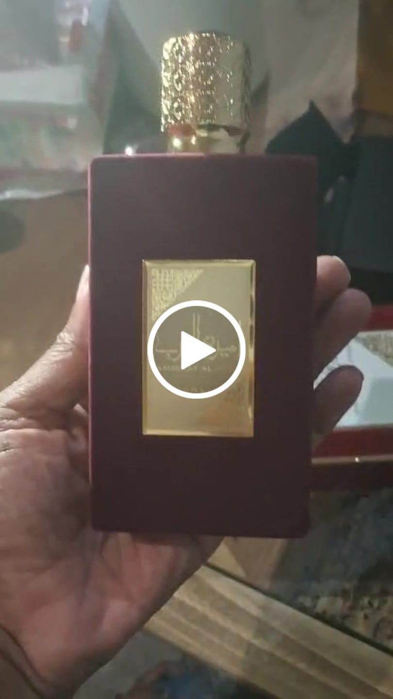 Customer video review of Ameerat Al Arab Asdaaf