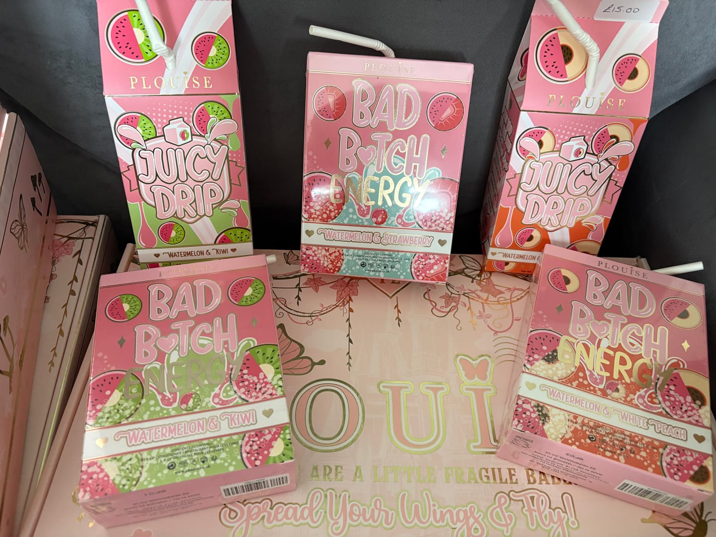 Recenzie foto de client pentru pachetul de buze P.Louise Born To Sparkle