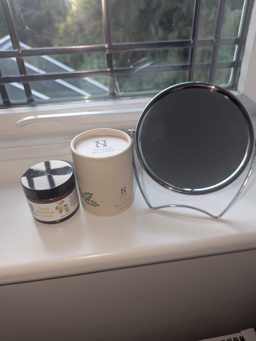 Customer photo review of Vitamin D Face Cream