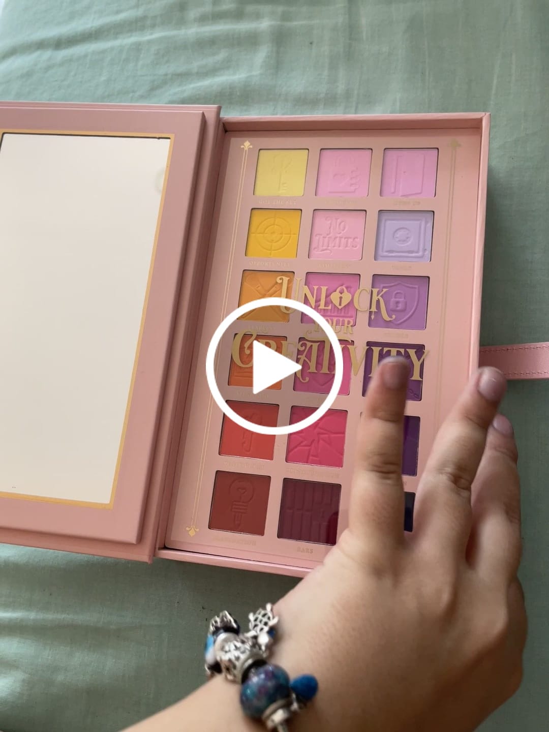 Customer video review of P. Louise Unlock Your Creativity Rainbow Eyeshadow Palette