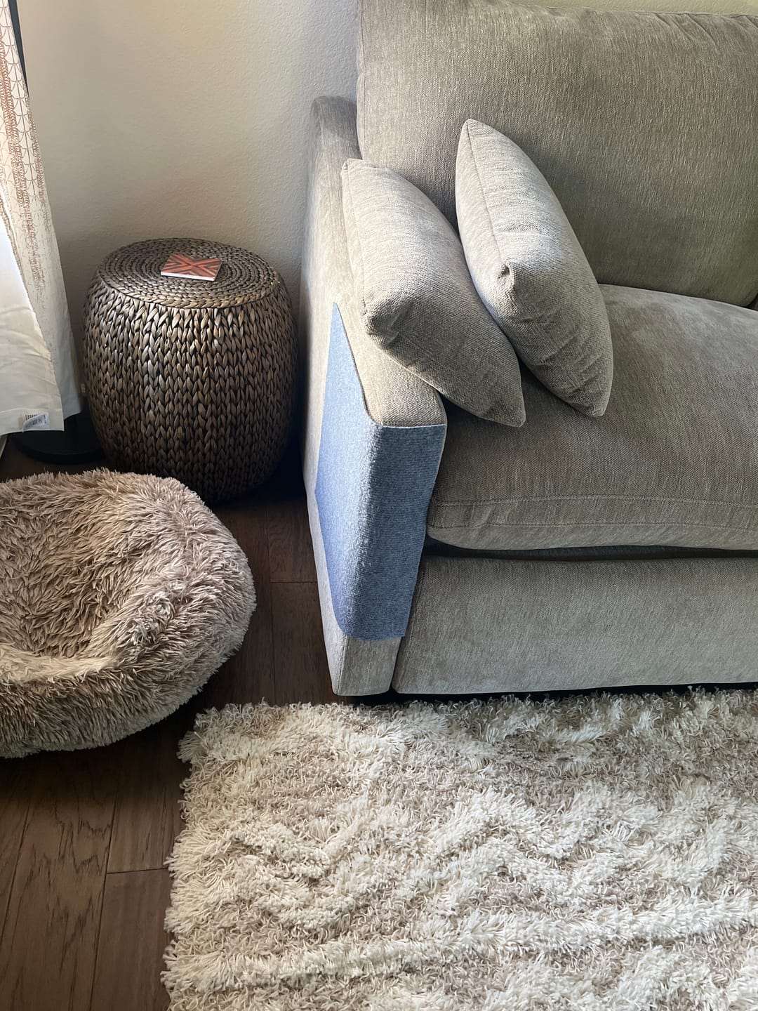 Customer photo review of Multifunctional Cat Scratching Carpet