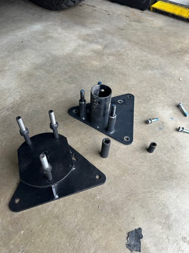 Chris B. review of Mercedes Benz G Class "G-Wagon" Spare Tire Carrier 1990 - 2022 image 1 out of 5