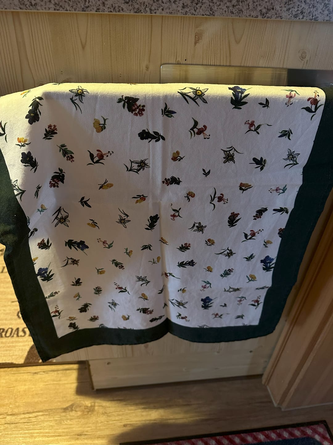 Customer photo review of Geschirrtuch "Almwiese"