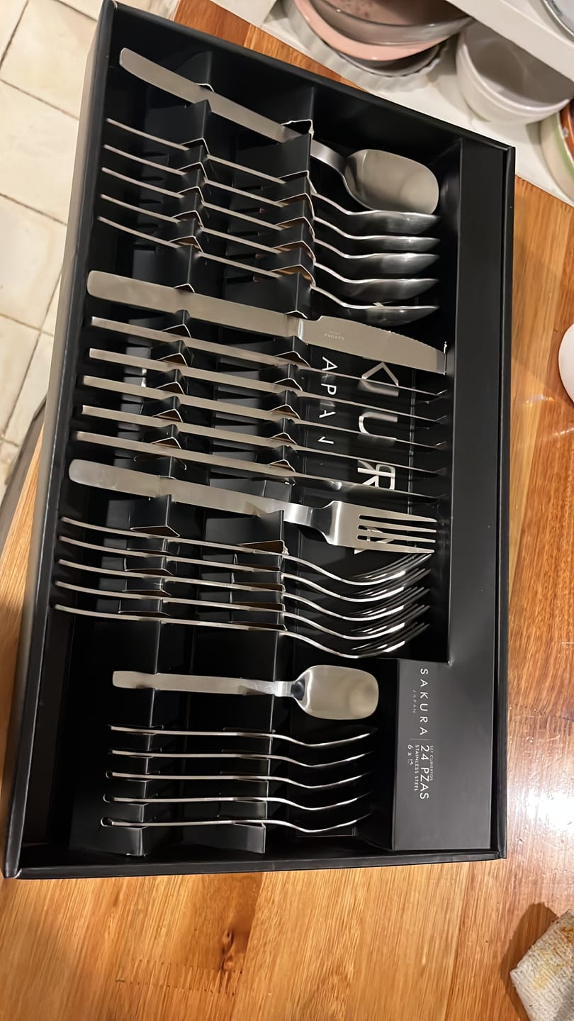Customer photo review of Cubiertos Sakura Matt Stainless Steel X24 Pzas
