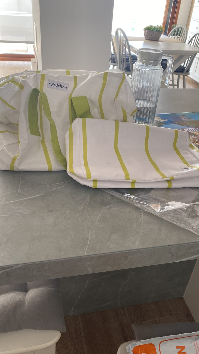 Customer photo review of Bolsa MyBigBag Blanca Raya Verde Lima
