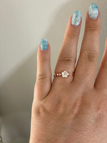 Customer photo review of Bague fleur Côme