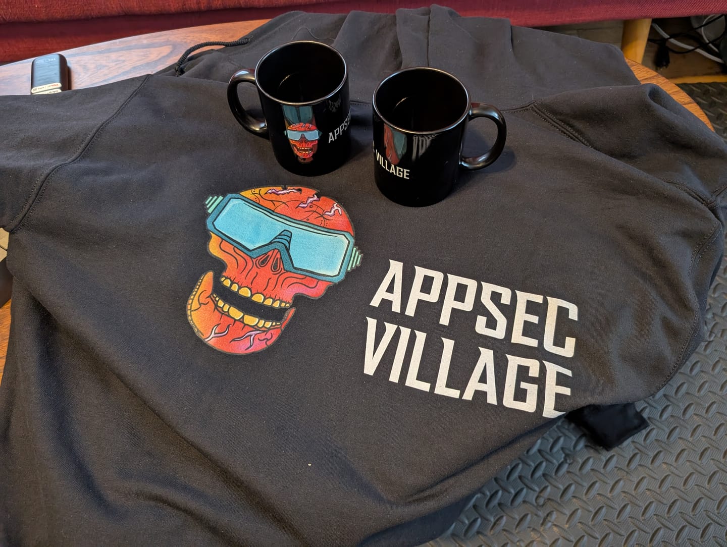 Customer photo review of AppSec Village Black Mug - Perfect for Developers, Programmers, Cybersecurity Enthusiasts, Birthday, Gift, Office Coffee [...]