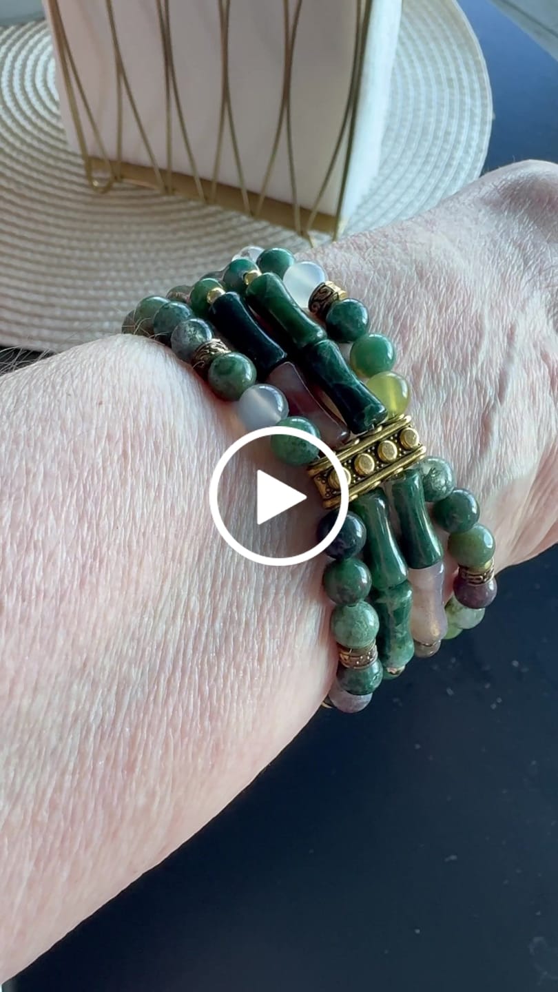 Customer video review of Vintage Agate Stretch Apple Watch Strap