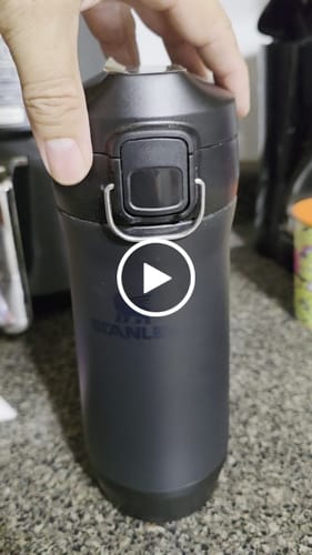 Customer video review of Stanley Classic Stay Fresh Despolvillador Mate | 500 GR