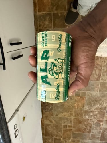 Customer photo review of Mountain Wintergreen Nicotine Pouches