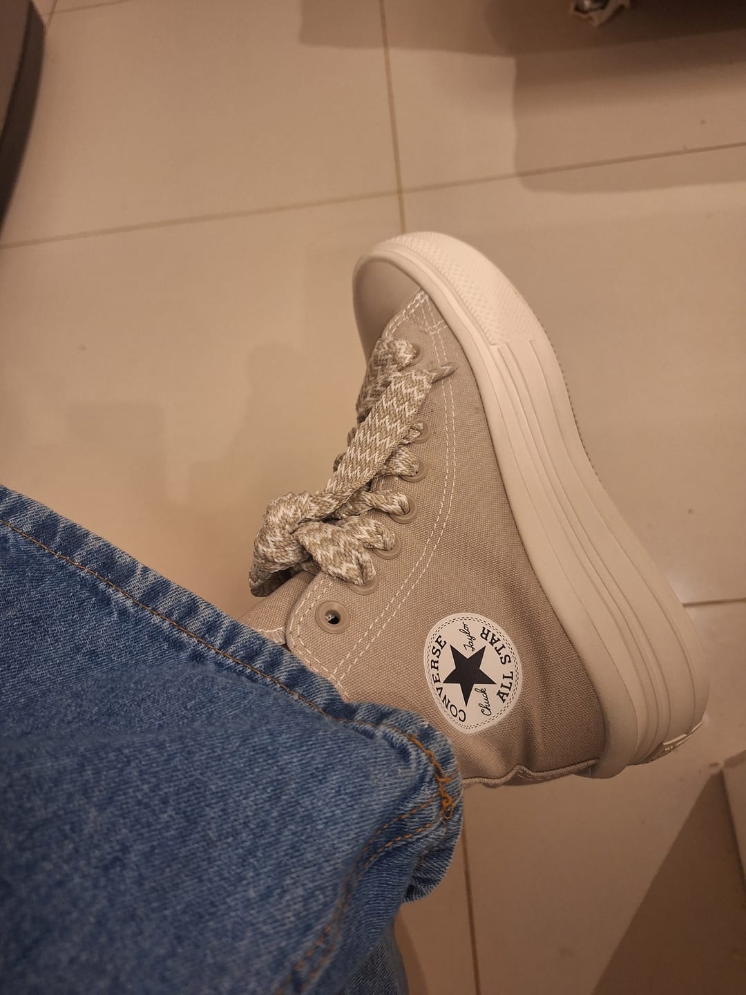 Customer photo review of Zapatillas Converse Chuck Taylor Move Hi Platform Beige