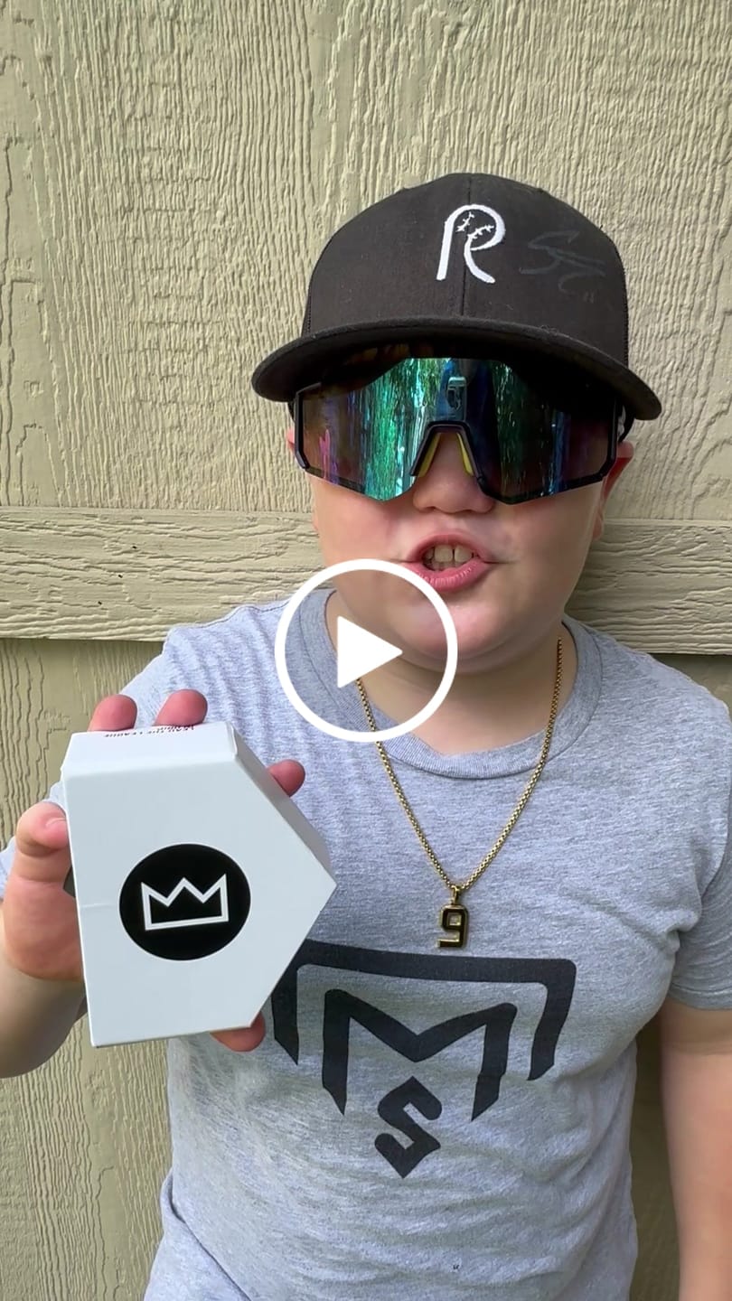 Customer video review of Box Chain (Gold)