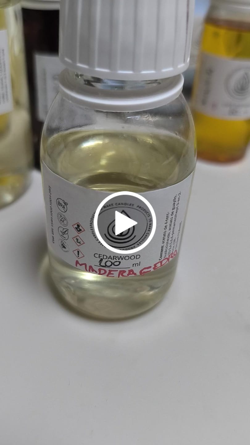Customer video review of Fragancia CEDARWOOD | MADERA DE CEDRO