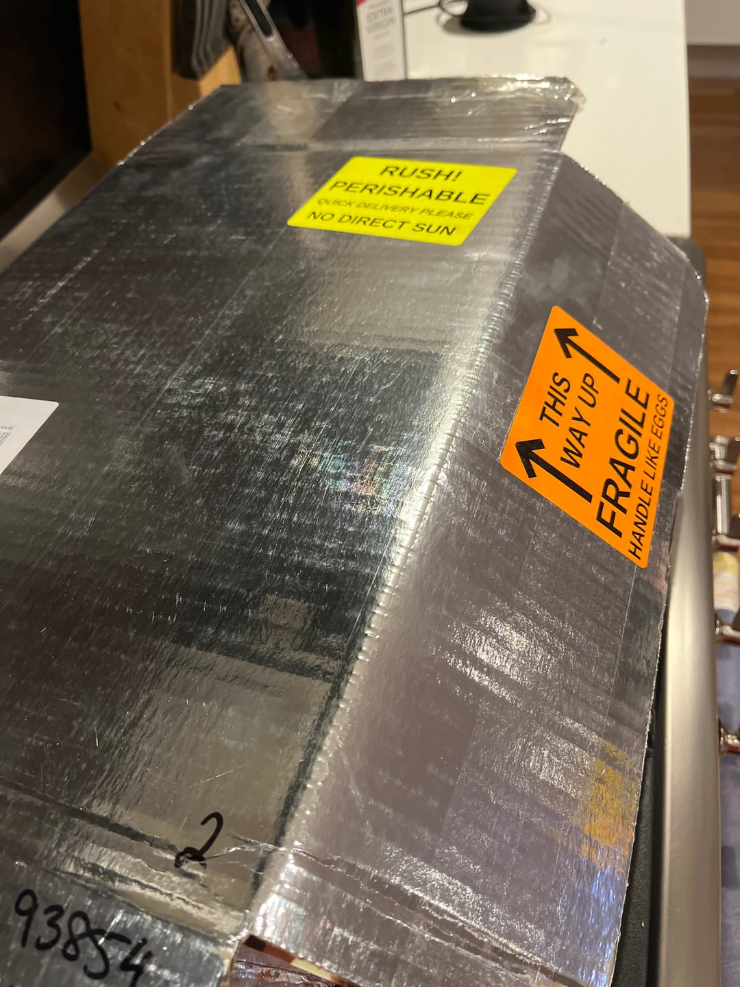 Customer photo review of PROTECT CHOCOLATES FROM MELTING - Add Icepack packaging