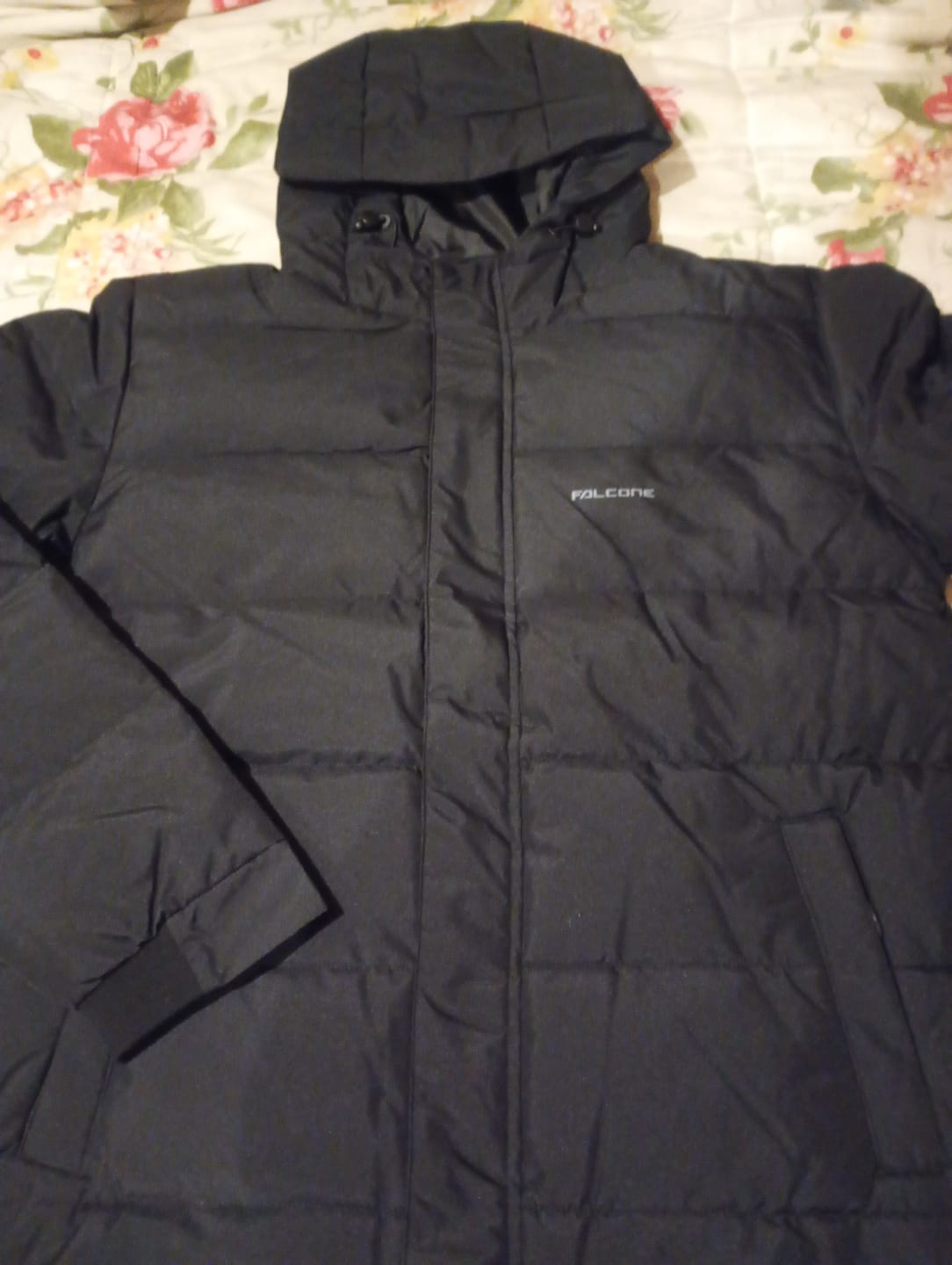 Customer photo review of Parka Outerknown Black (Hombre)