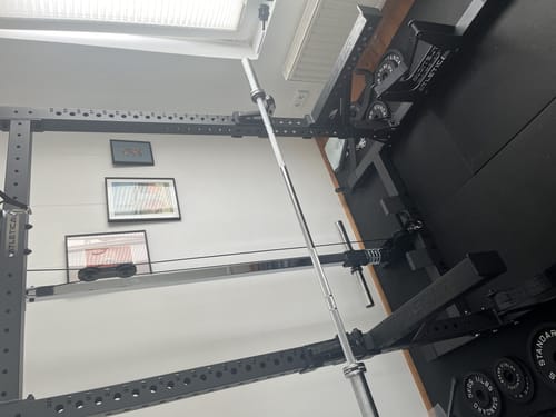 Customer photo review of R7 Squat Rack Uprights High (pair)