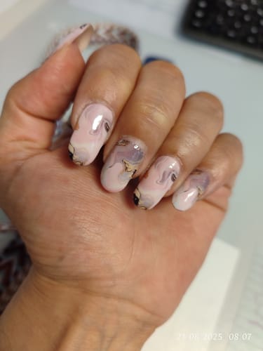 Laura R. review of Ballet Marble image 1 out of 1