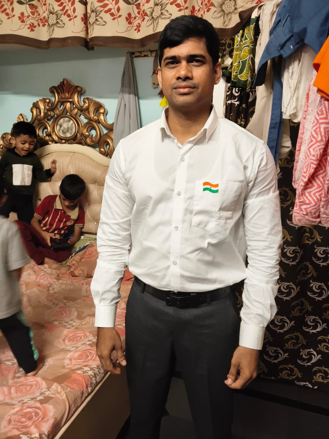 Customer photo review of Snow Field - 100% Cotton Formal White Shirt For Men | Uathayam
