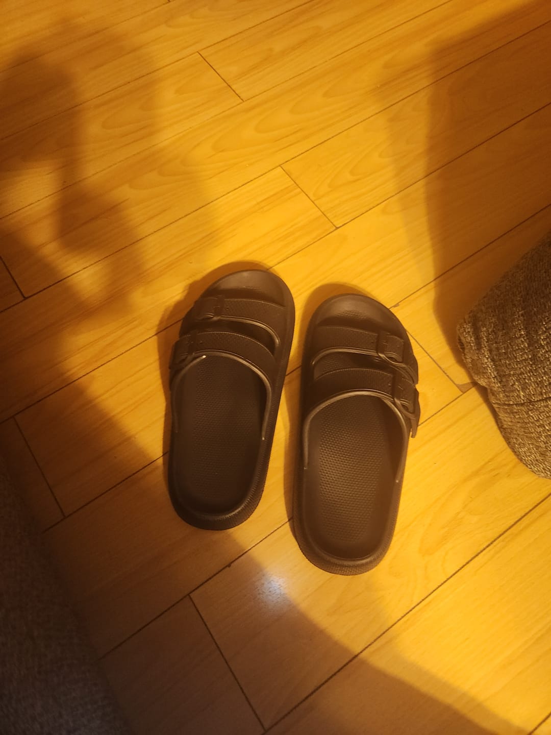 Customer photo review of Cushion Sandals - Cloud Slides