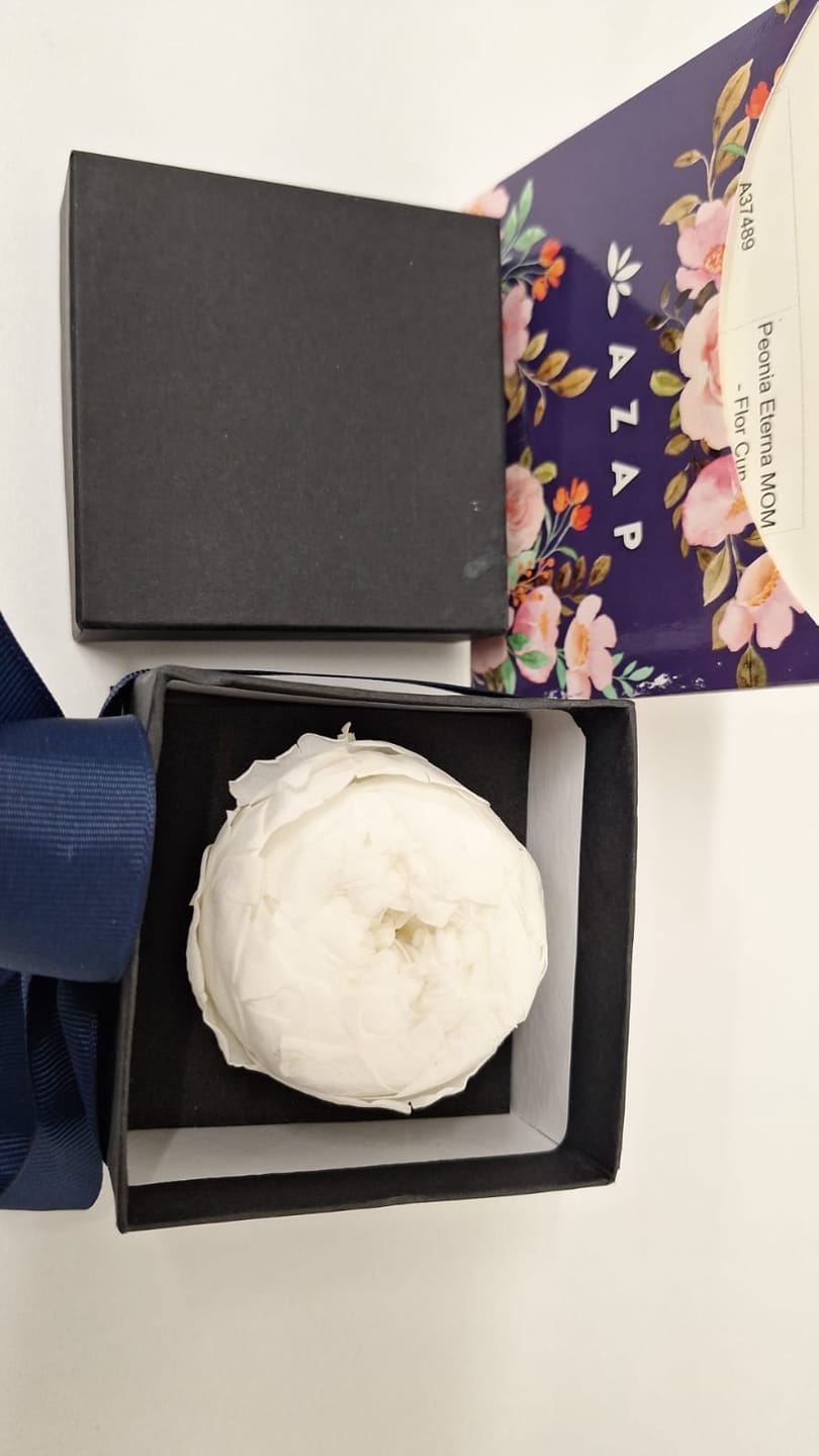 Customer photo review of Peonia Eterna - En Caja Cun