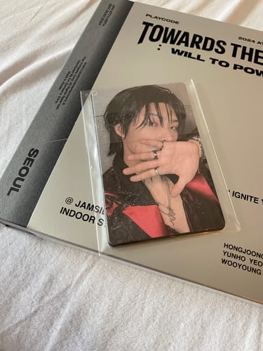 Customer photo review of ATEEZ - TOWARDS THE LIGHT : WILL TO POWER IN SEOUL 2024 WORLD TOUR PLAYCODE KQ GIFT