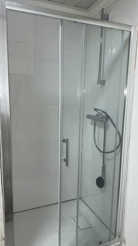 Customer photo review of SONNI Dusche Nischentür Schiebetür mit Rahmen ESG Glastür 100-170cm Höhe 185cm