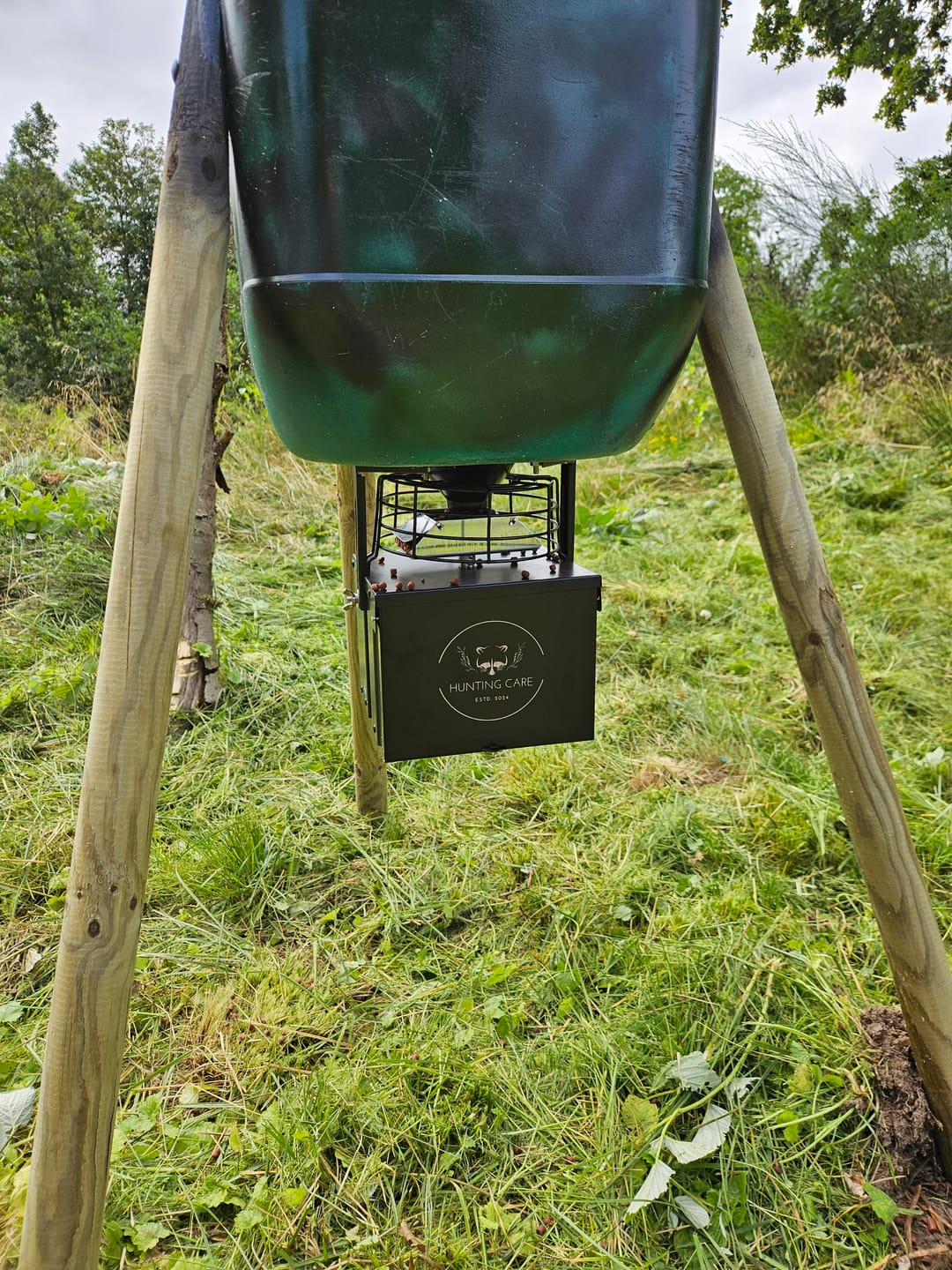 Customer photo review of Foderspreder 12V inkl. solcelle