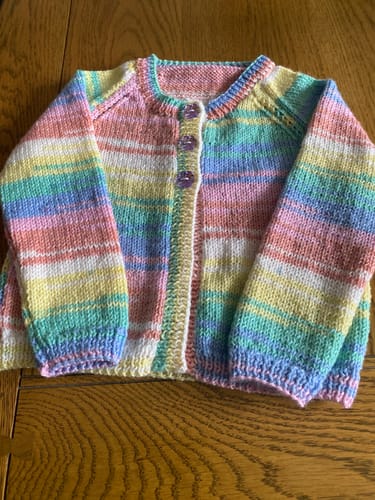 Customer photo review of Sirdar 2436 Girl´s Cardigan in Country Style DK (PDF)